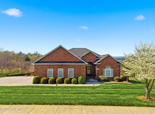 416 Huntington Woods Drive N, Lenoir, NC 28645