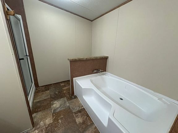 5th image of 1010 Reservation Rd #A23