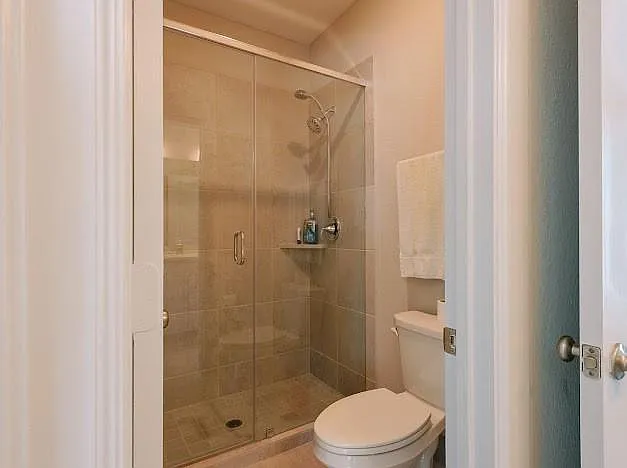5823 Ash Valley Dr — Photo 38