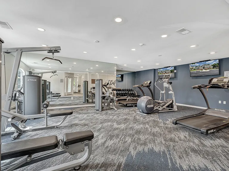 Sunscape Apartments — Photo 49