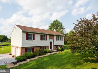 147 Hall Rd, Lincoln University, PA 19352