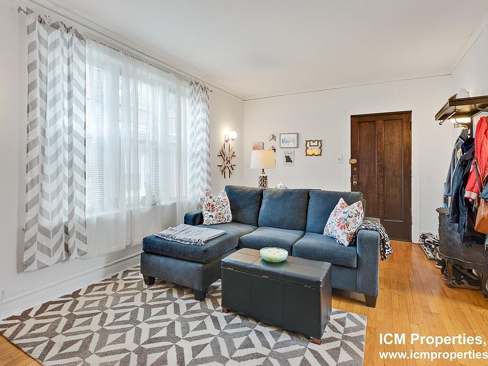 1st image of 3628 N Marshfield Ave #1