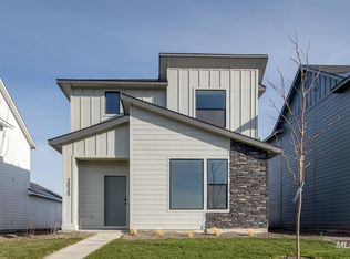 6658 W Redwood Creek Dr, Meridian, ID 83646