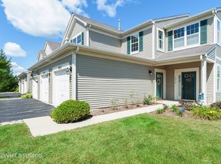 3018 Falling Waters Ln #3018, Lindenhurst, IL 60046