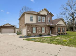 2501 Pinnacle Dr, Chapel Hill, TN 37034