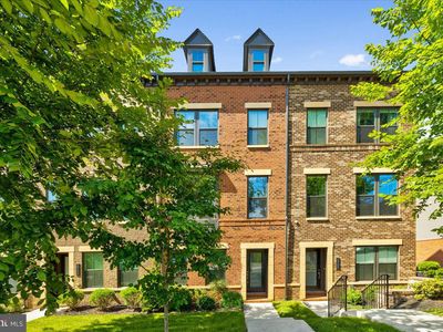 5713 11th St N, Arlington, VA, 22205