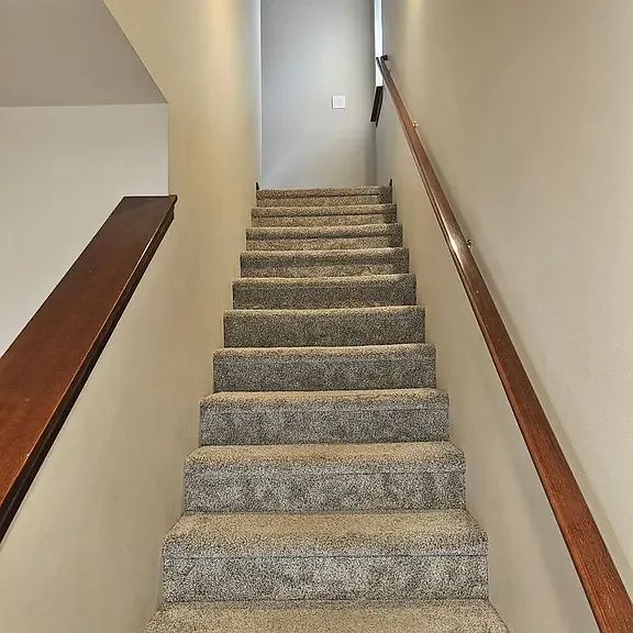 423 S Kansas Loop — Photo 11