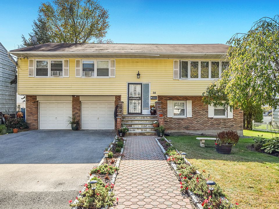 1st image of 20 Cambridge Ave