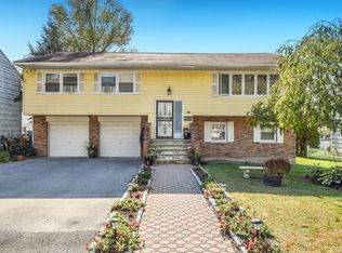 20 Cambridge Ave, Yonkers, NY 10707