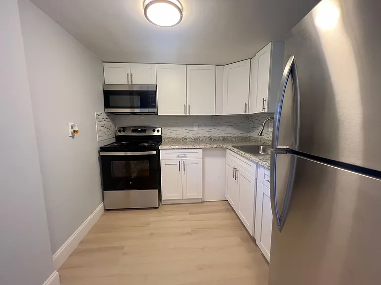 Sabal Palms Apartment Homes — Photo 19