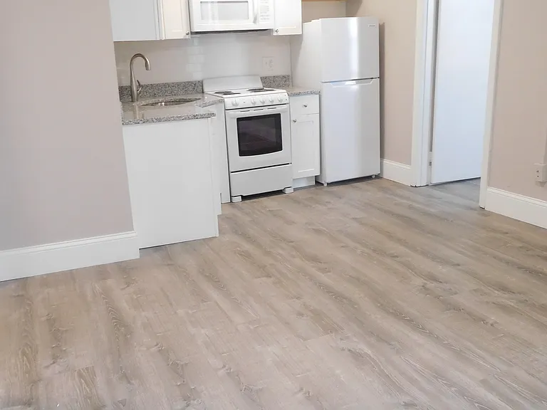 50 Park Vale Ave — Photo 56