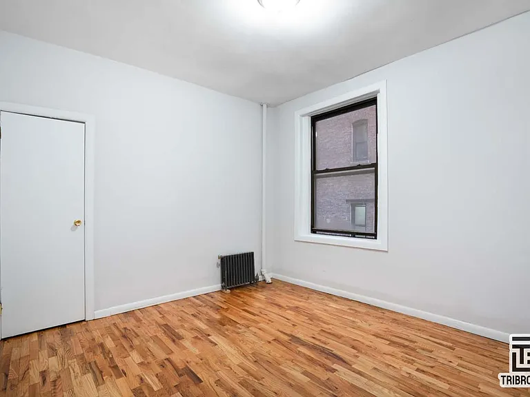 842 Saint Nicholas Ave #2C — Photo 6