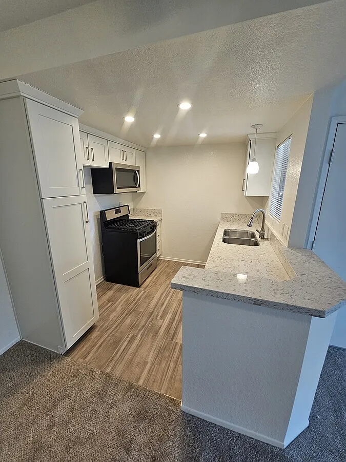 Vintage Apartments For Senior 55+ — Photo 3