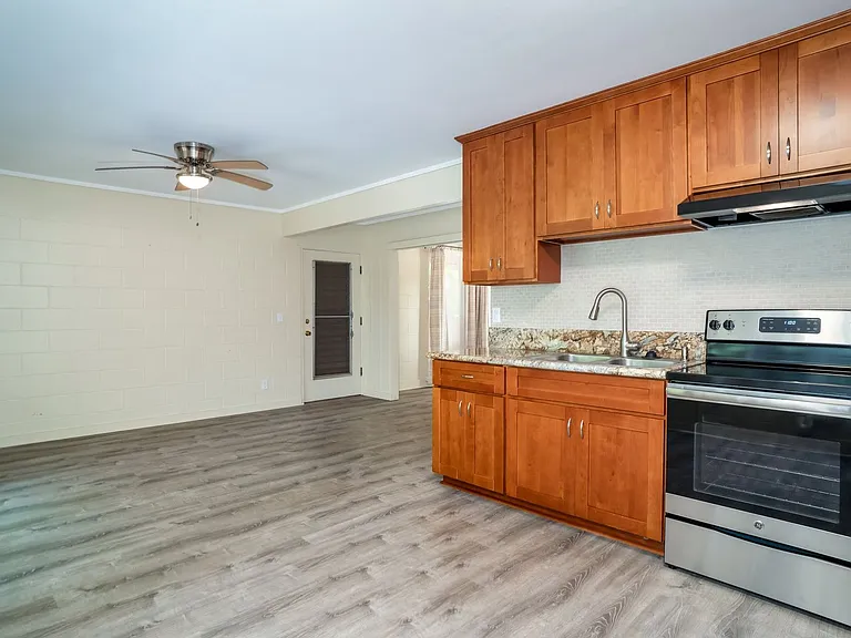 3875 Lower Honoapiilani Rd — Photo 17