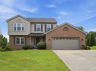 8407 Lakevalley Dr, Cincinnati, OH 45247