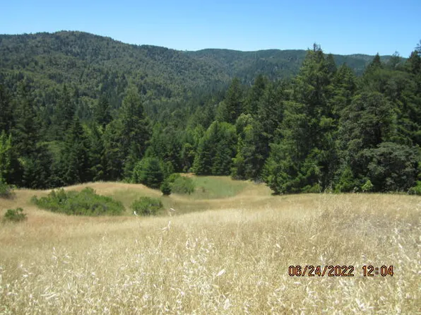 500 Moody Rd, Garberville, CA 95542
