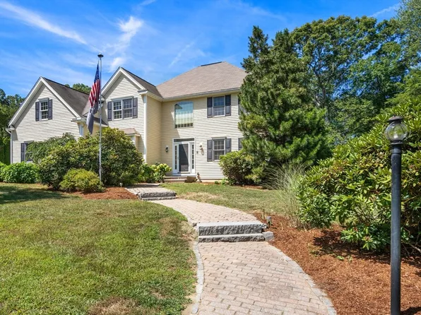 8 Oscars Way, Maynard, MA 01754