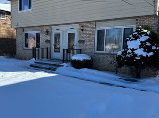 27880 Lake Shore Blvd, Euclid, OH