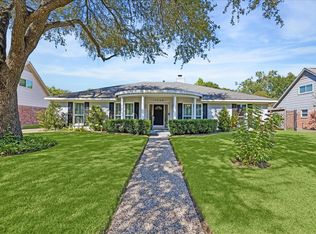7626 Meadowvale Dr, Houston, TX 77063