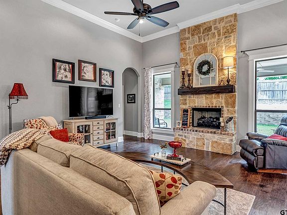 5th image of 18841 Spanish Oak Ct