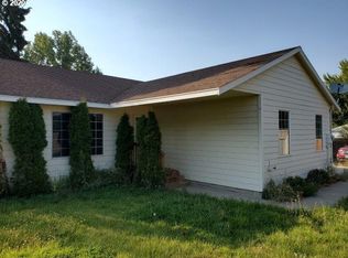 1102 Bryan St, Cove, OR 97824