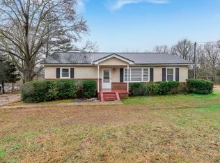 136 Newton Hill Rd, Pickens, SC 29671