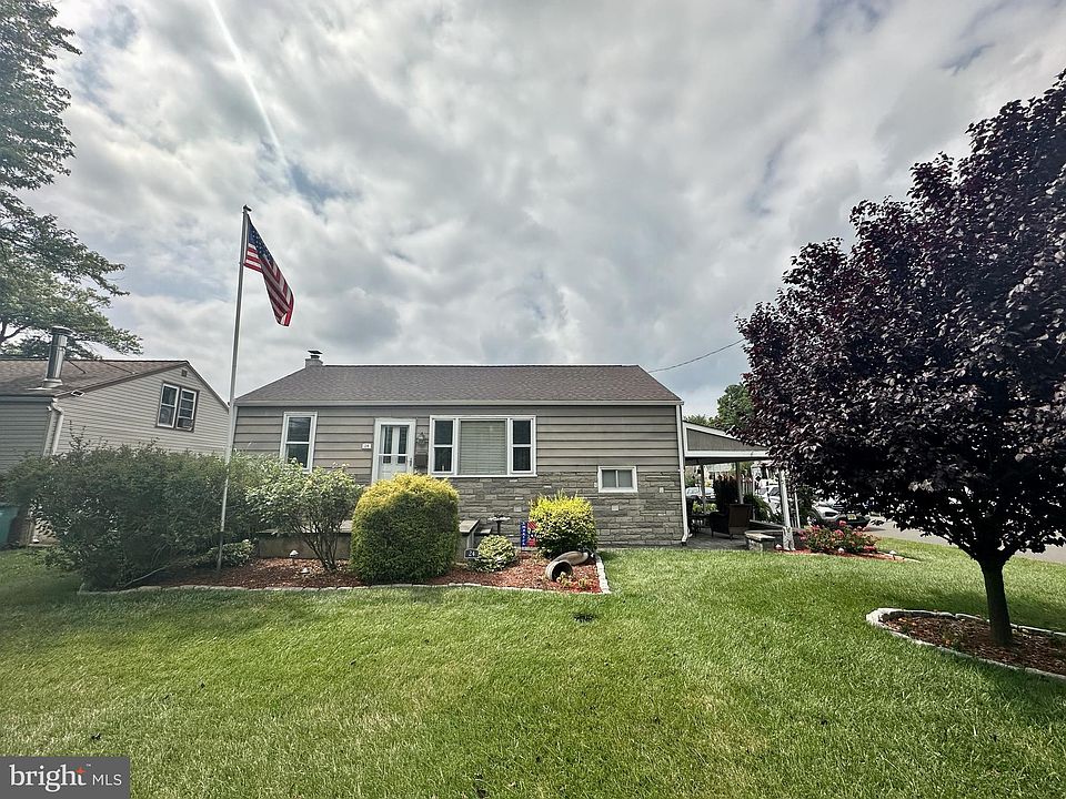 24 Mill Creek Rd Levittown PA 19057 Zillow   8986e154bd17cde1942cc2b32ada8f37 Cc Ft 960 