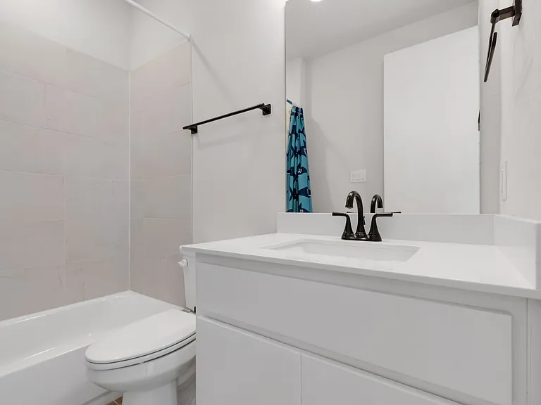1028 Bastion Ct — Photo 14