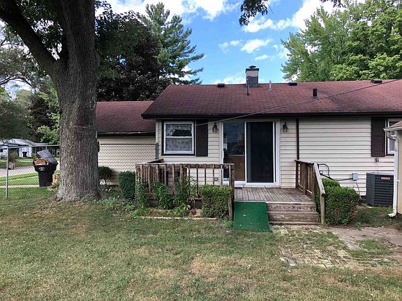 3rd image of 1428 Eastbrook Dr