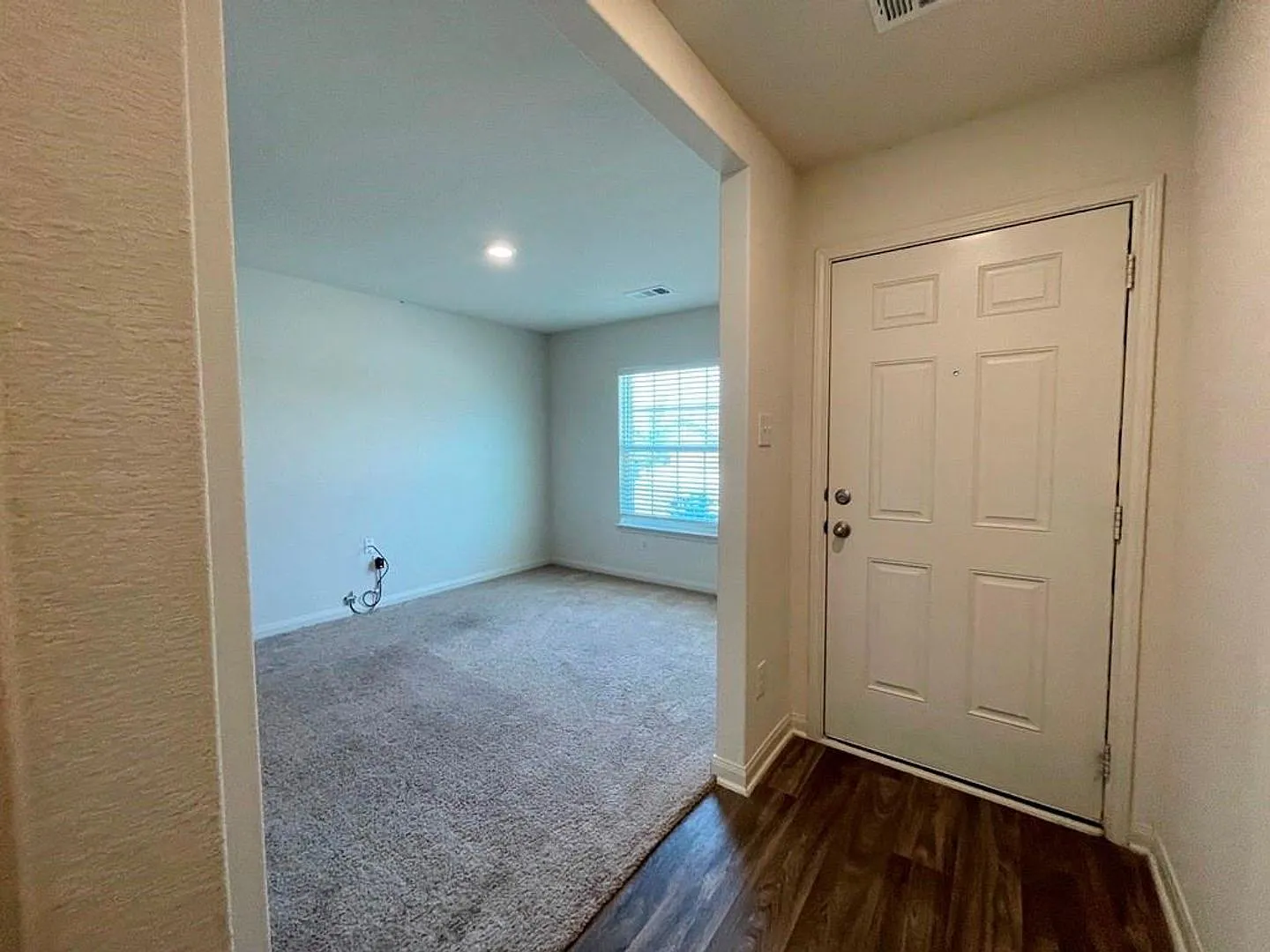 Beautiful 2021 build home in Stonebridge Crossing! — Photo 3