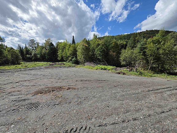 3rd image of 164 Hollow Road