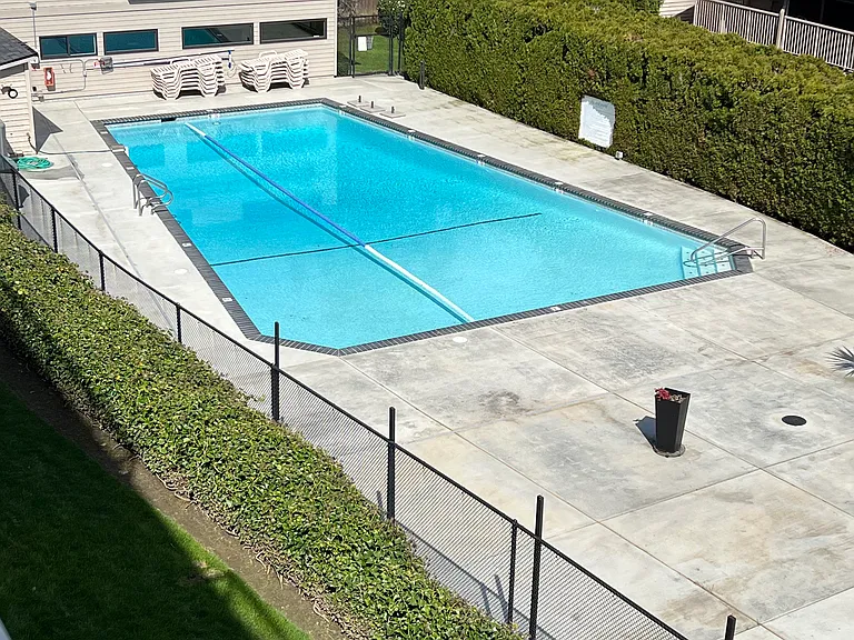 Condo pool