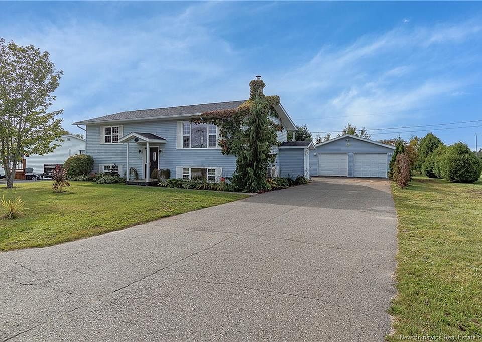 1st image of 41 Thompson Dr