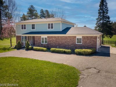 12520 Buno Rd, Milford, MI, 48380