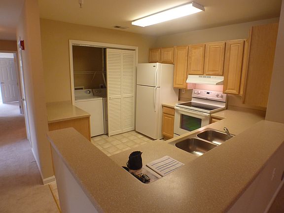 3rd image of 503 Garrison Woods Dr APT 111