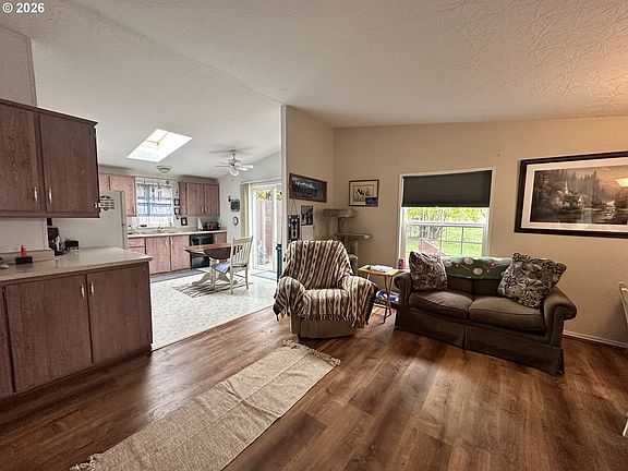 3rd image of 1805 NE 94th St Unit 21