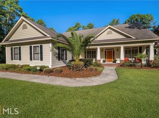 28 Royal Tern Ct, Waverly, GA 31565