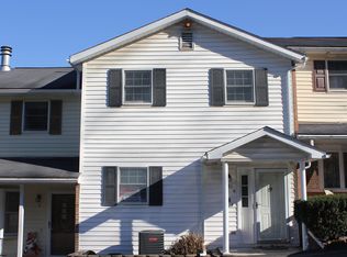 151 Falling Leaf Ln APT 4, Morgantown, WV 26501