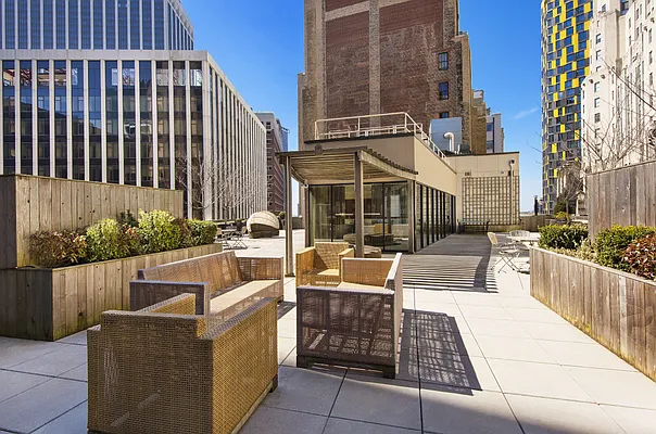 Rented by Compass | media 10