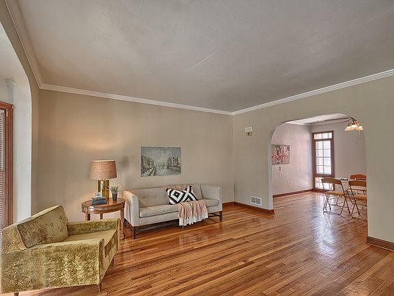 3rd image of 5203-5207 Oleatha Ave