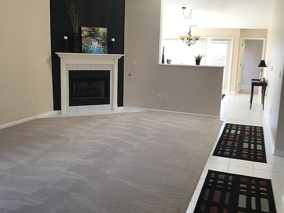 Spacious livingroom