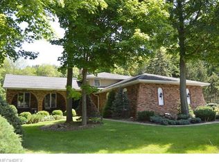 30650 Wedgewood Dr, Solon, OH 44139