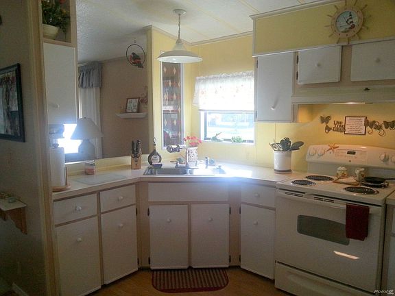 Great Bright Kitchen