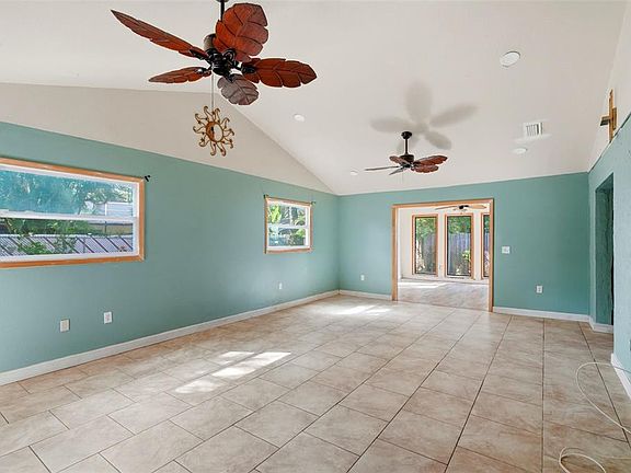 5th image of 8326 SYLVAN WOODS DRIVE