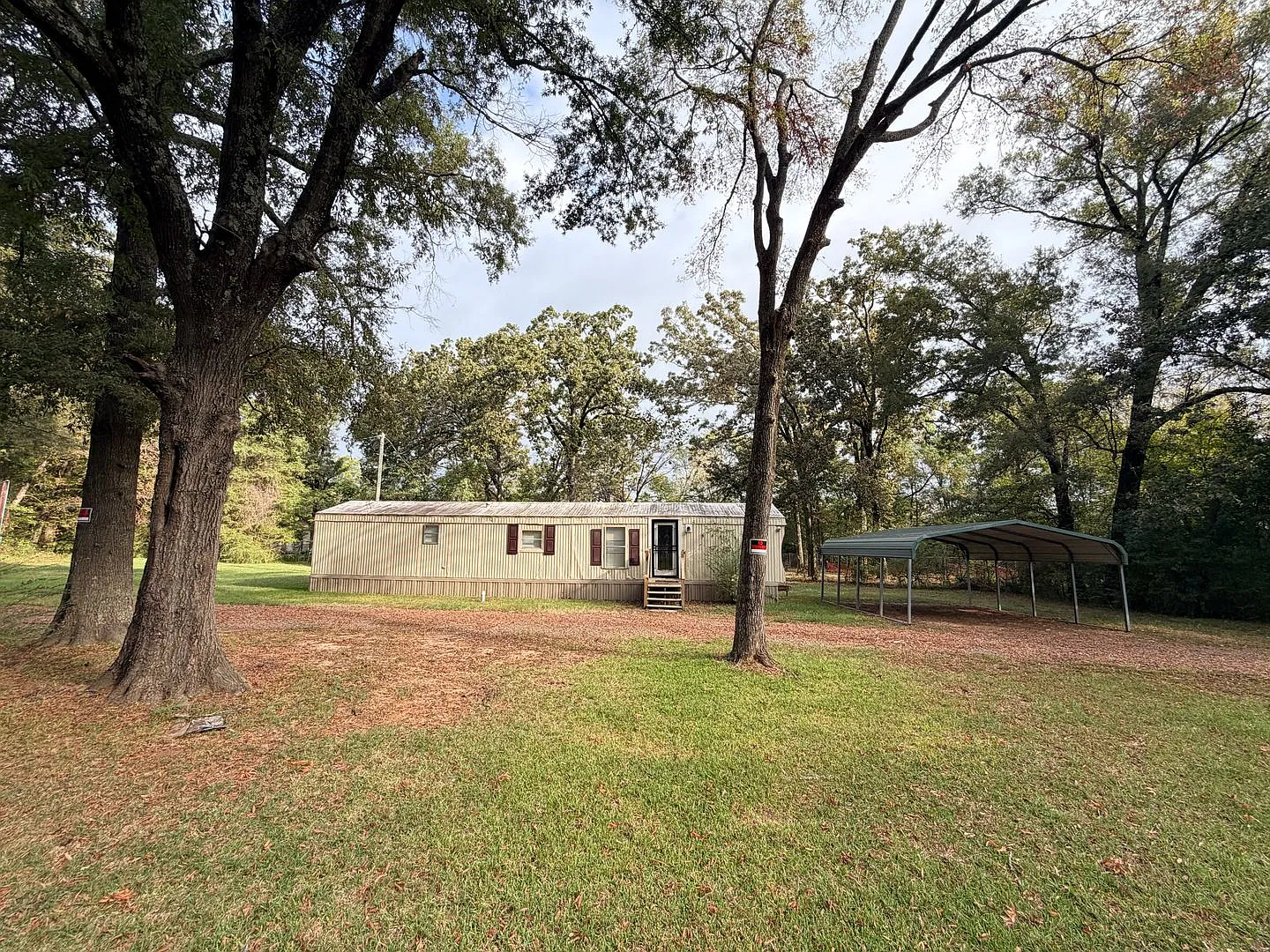 Large lot close to the Cross Lake — Photo 2