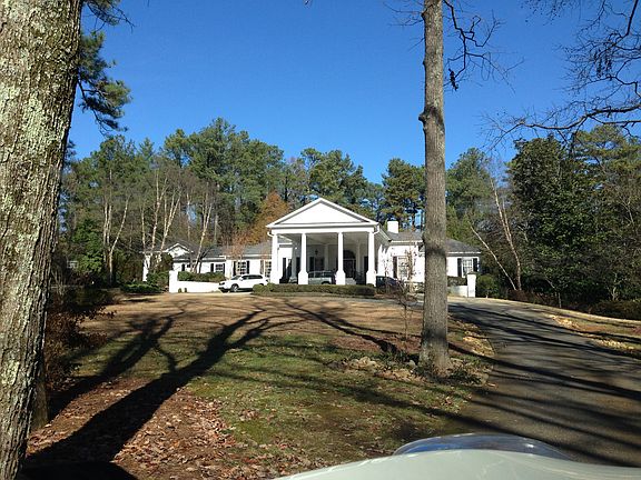 Driveway/Front Entry