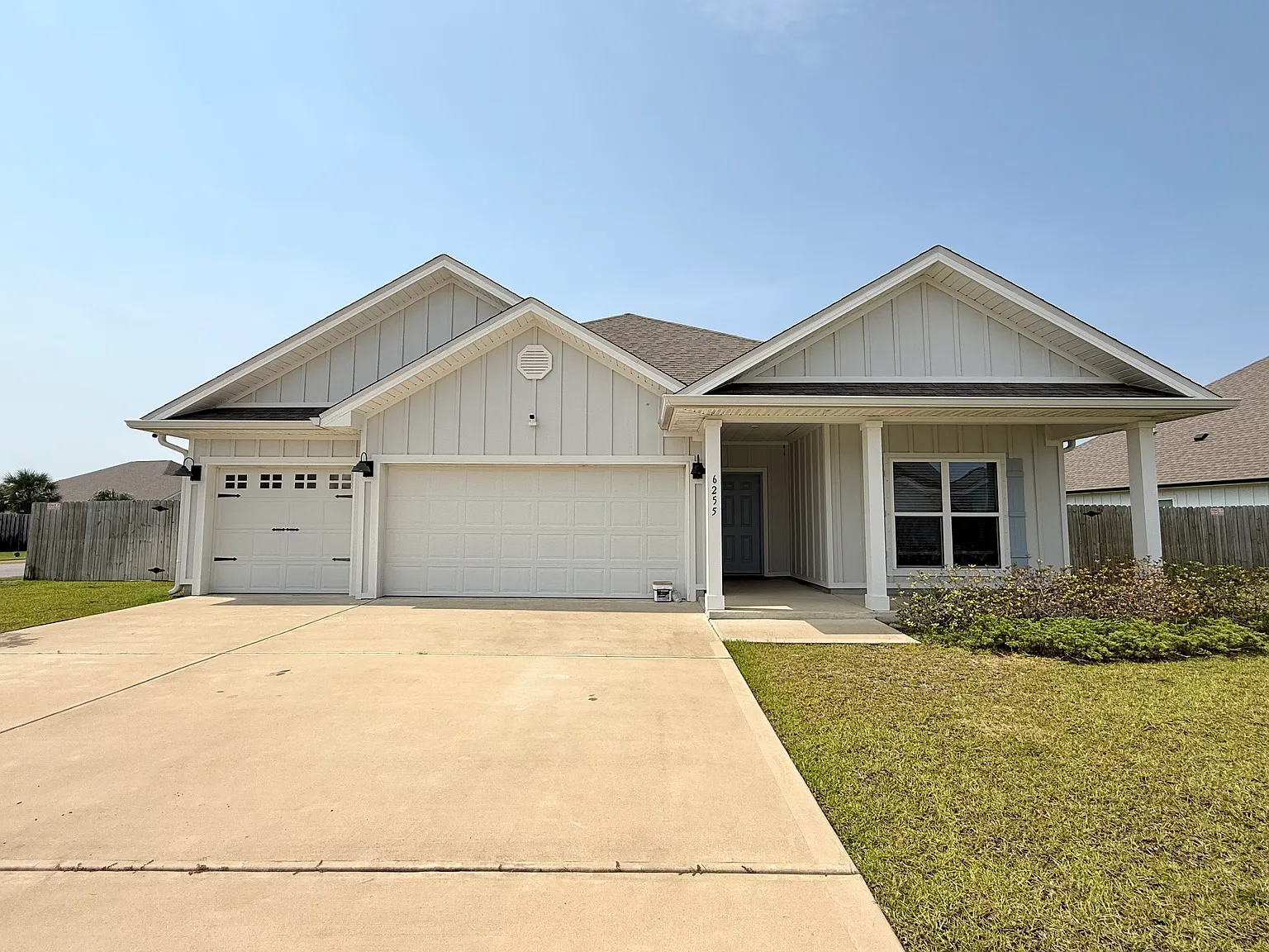 4 bed, 2296 sqft, $2,950 — Photo 1