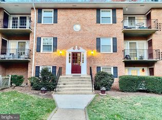 3790 Lyndhurst Dr APT 301, Fairfax, VA 22031