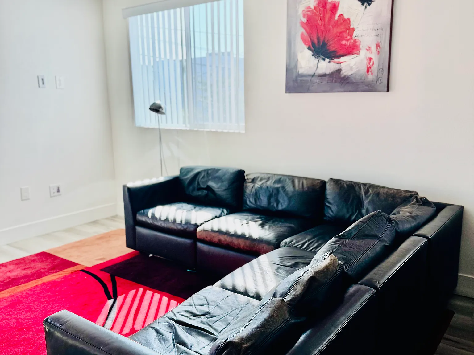 4 bed, 6734 sqft, $750 — Photo 2