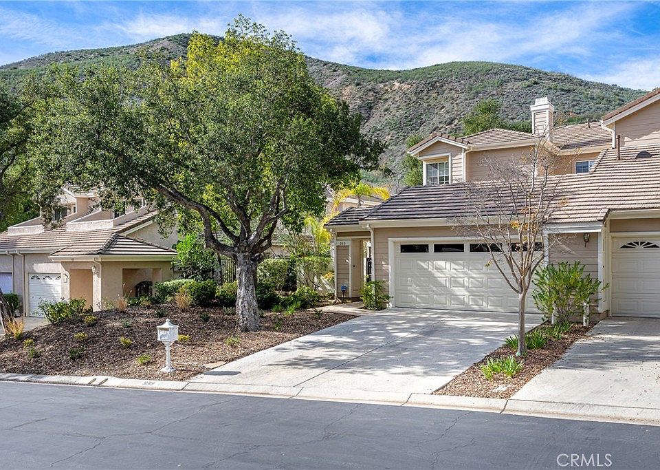 1st image of 939 Blue Mountain Cir